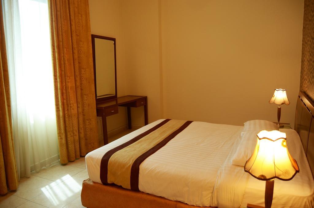 Arcadia Hotel Suites Sardzsa Kültér fotó