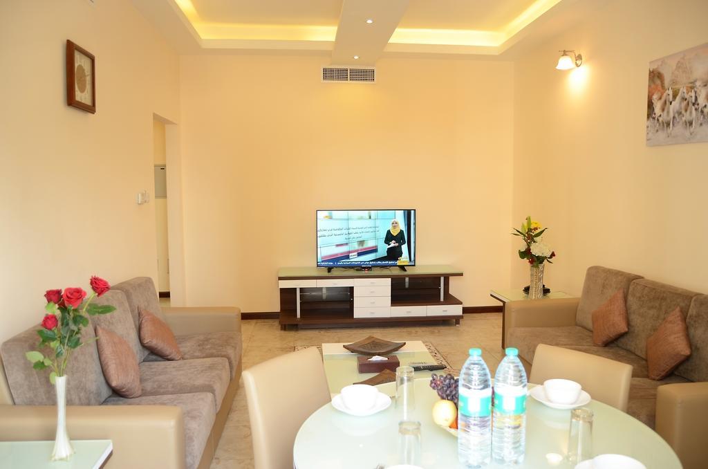 Arcadia Hotel Suites Sardzsa Kültér fotó